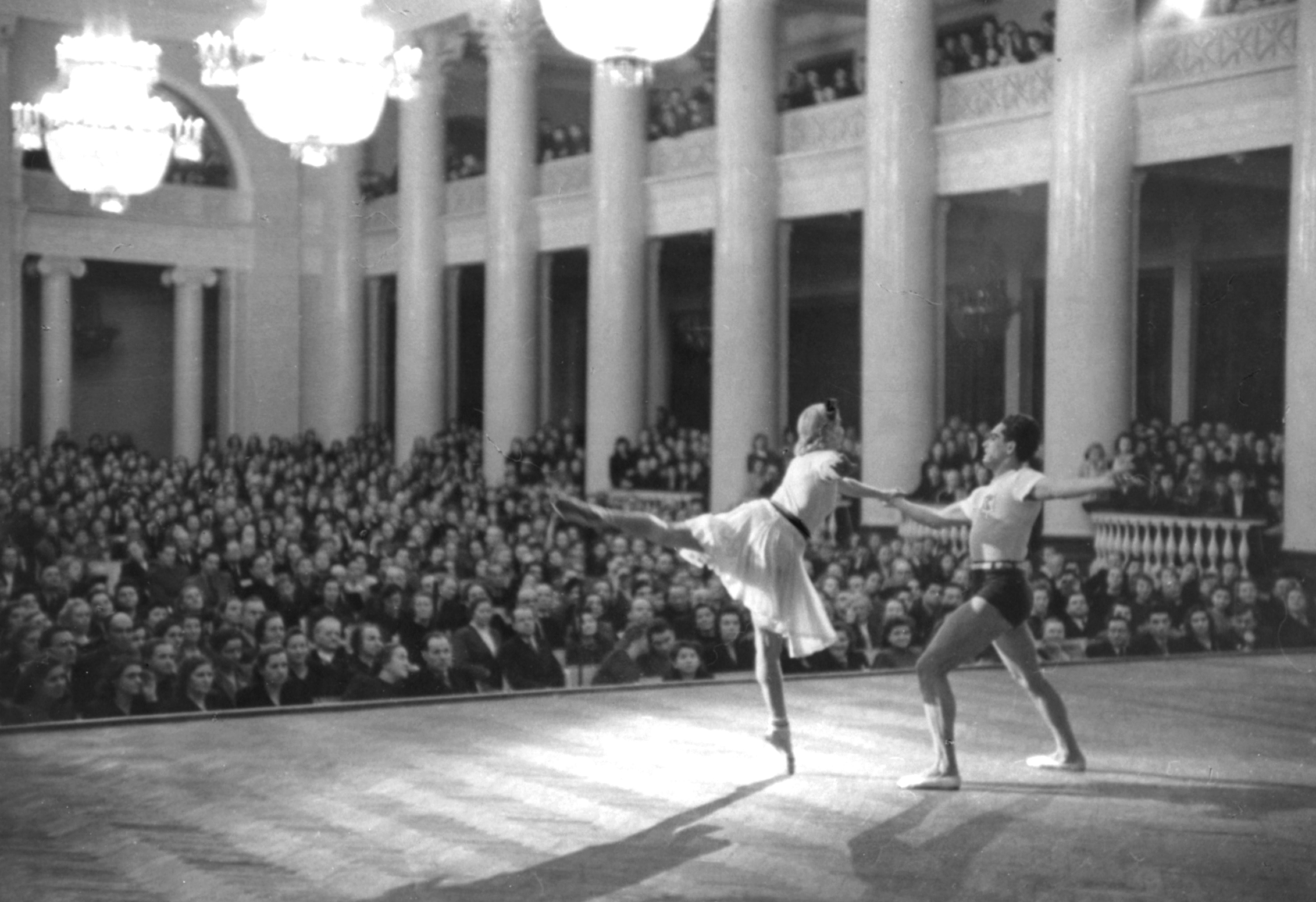 Дудинская и Сергеев в Филармонии
