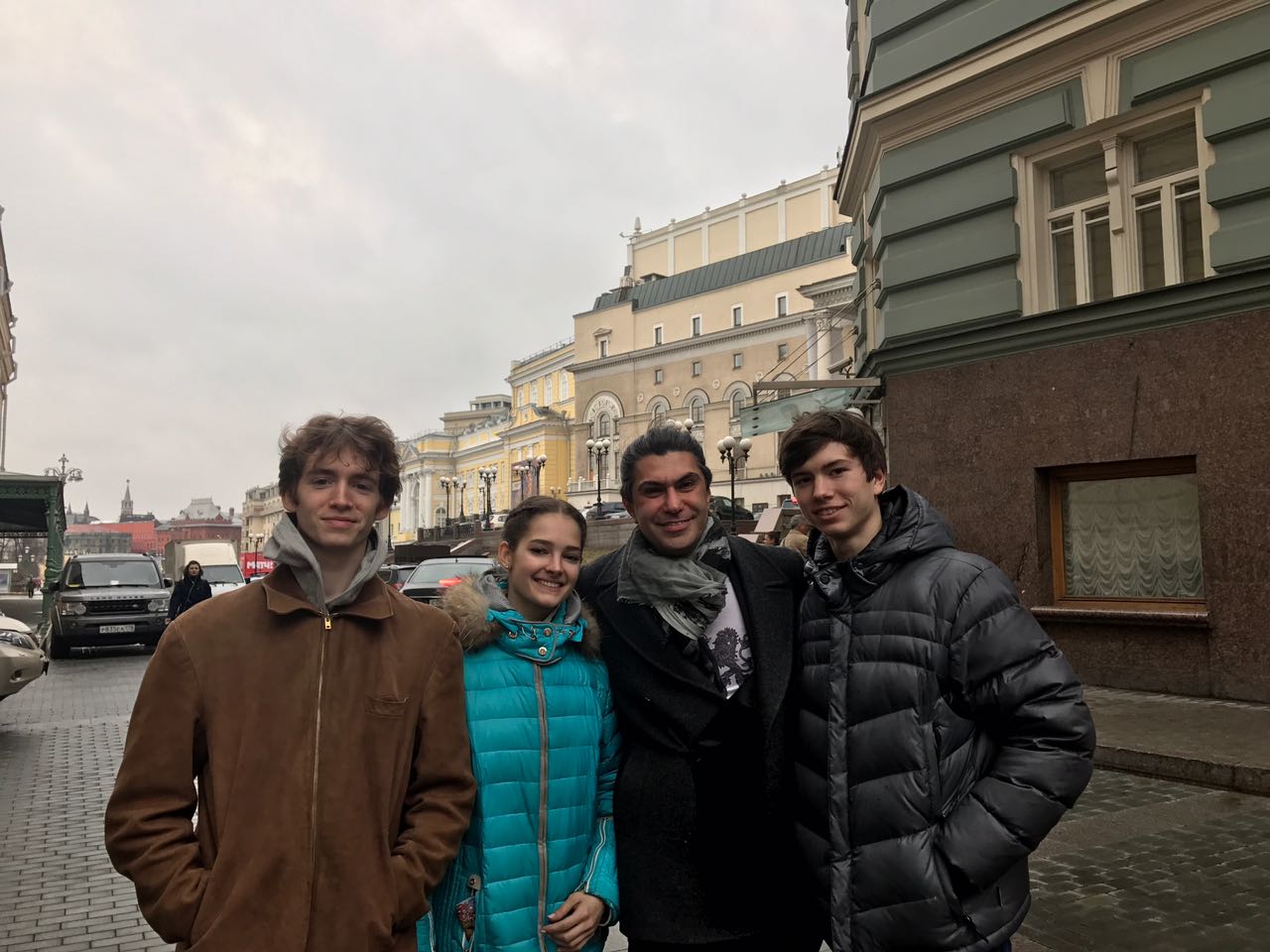 У Большого театра